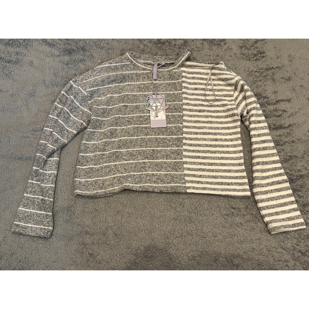NWT Good Luck Girl Sweater Womens Small Gray Stripe Cold Shoulder Crop Casual